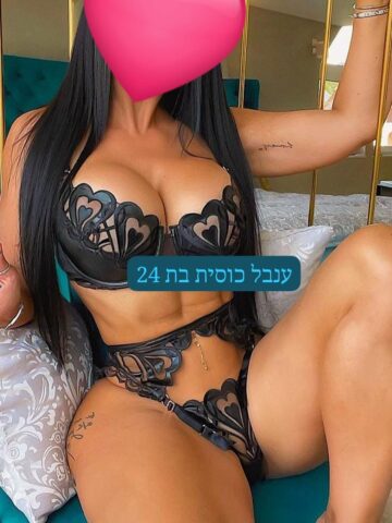ליאן ישראלית חדשה בת 25 פצצה עם חזה ענק גוף סקסי