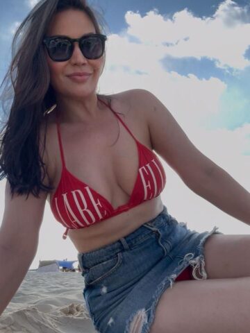 אמנדה תיירת מברזיל – בתל אביב