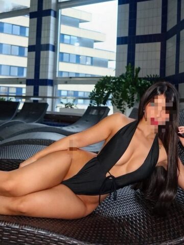 בחורה לעיסוי מפנק -בחולון