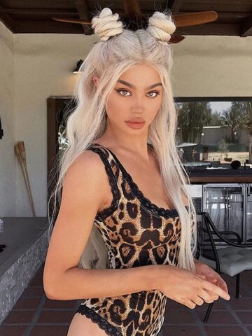 בלונדינית בחורה לעיסוי מפנק- ירושלים