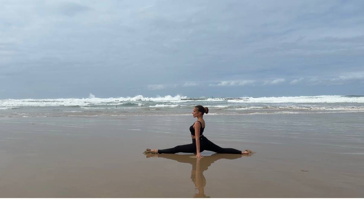 בת 21 בחורה מחול – בתל אביב