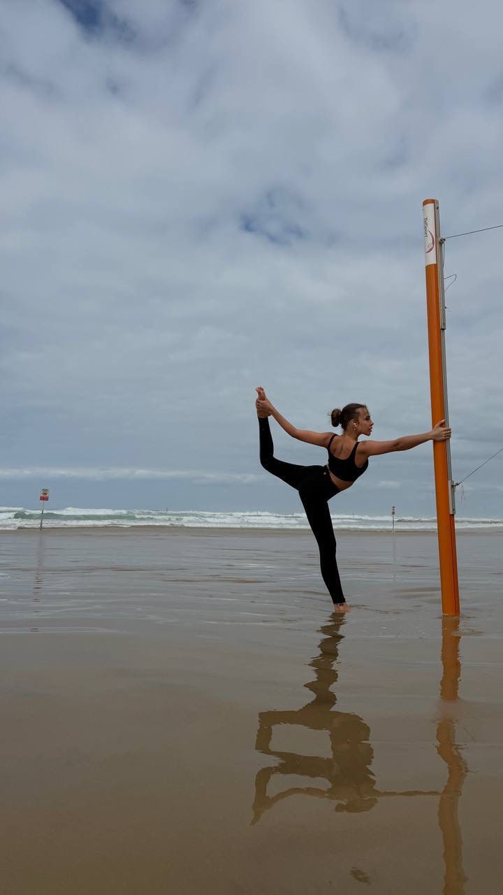 בת 21 בחורה מחול – בתל אביב