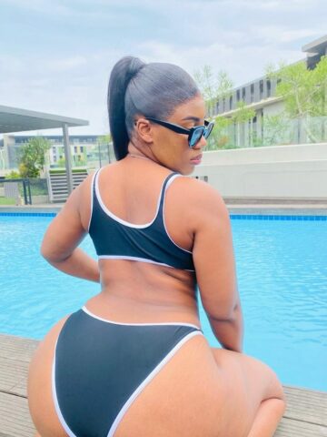 בת 24 מארחת ברמה גבוהה ביותר נתניה