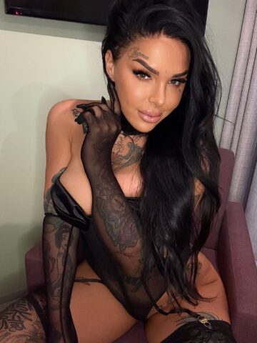 בתל אביב תיירת חדשה 22