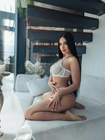 חולון – בחורה איכותית רזה