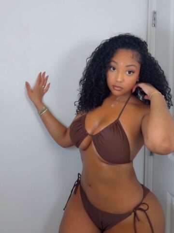 טשה- אפריקאית מלאה במקומות הנכונים בת 23 תל אביב