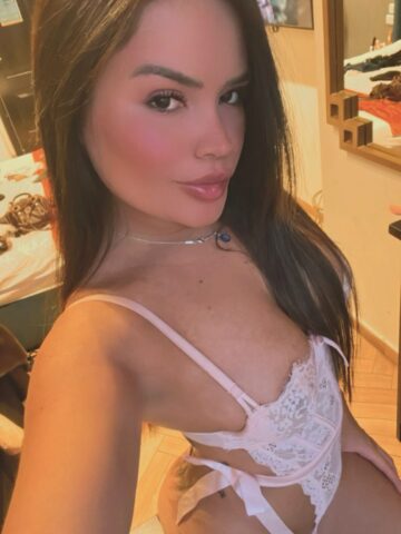 ליה – בת 25 ברזילאית תיירת בירושלים