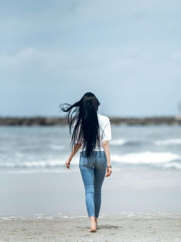 ליזה – בת 25 בחורה לעיסוי מפנק חטובה -בתל אביב