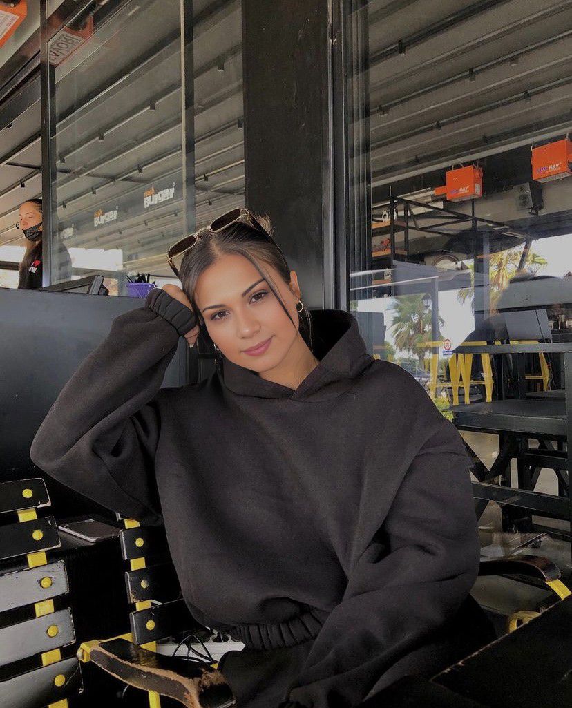 מרינה- בת ים – מסאזיסטית לטיפול מרגיע בת 29