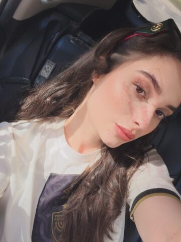 שושנה-ברזילאית תיירת בת 20- חיפה
